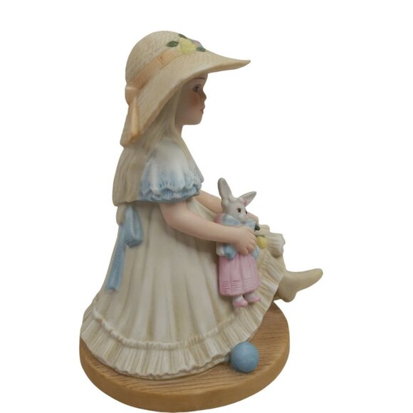 Vintage Jan Hagara April Figurine with Doll Hand Painted S20510 5" - Picture 2 of 7